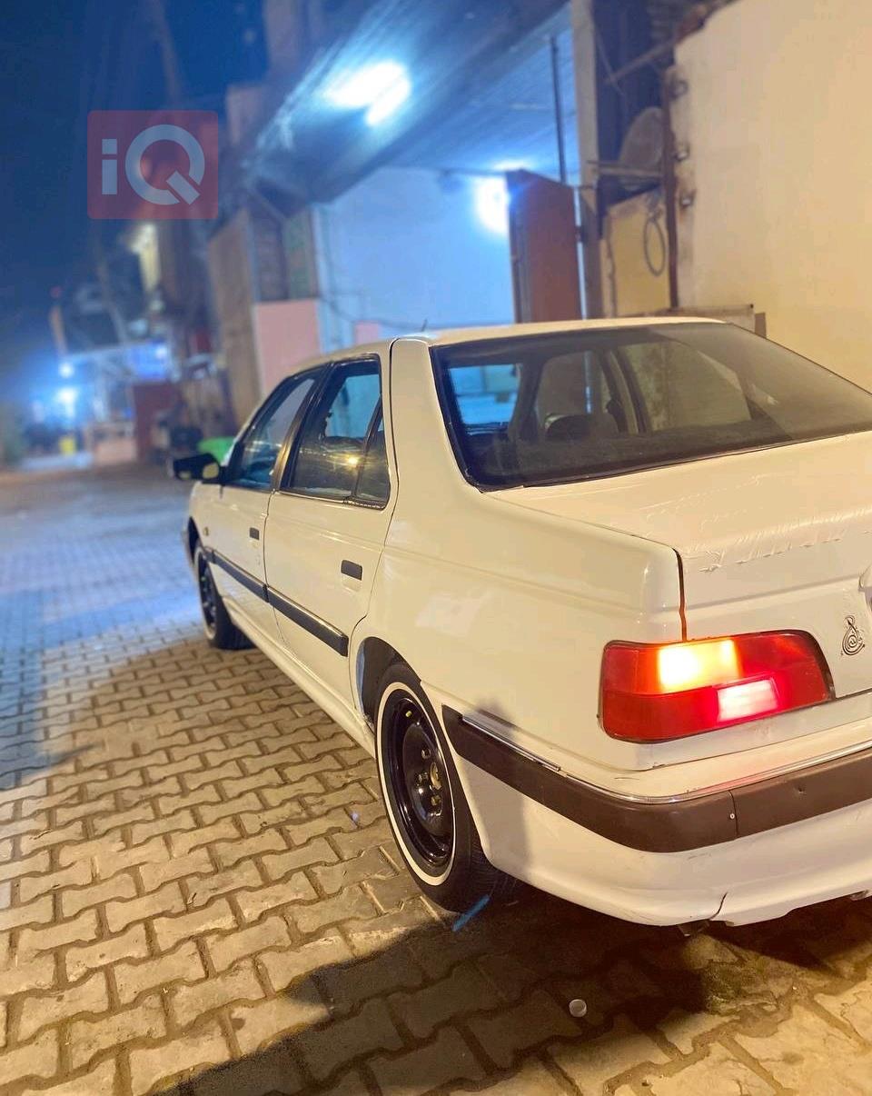 بيجو 405
